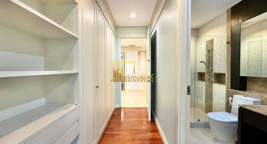 À louer 3 chambres condo à Sathon, Bangkok