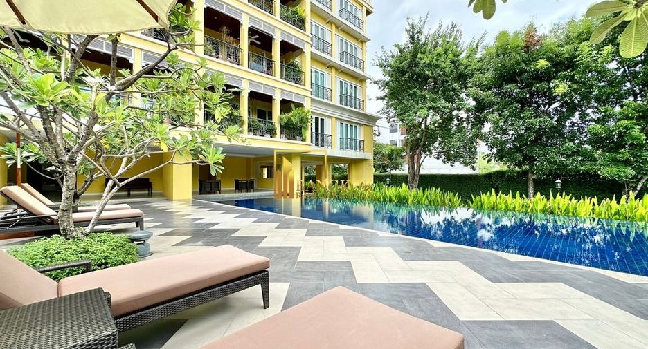 À louer 3 chambres condo à Sathon, Bangkok