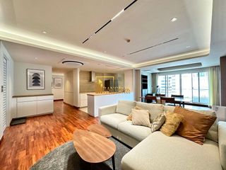 For rent 2 ベッドルーム condo in Yan Nawa, Bangkok
