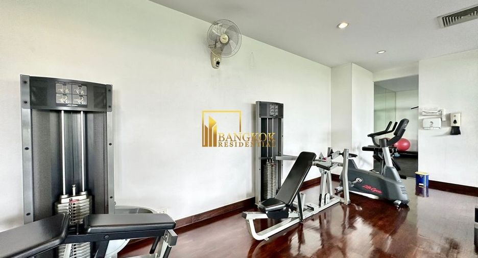 For rent 2 ベッドルーム condo in Yan Nawa, Bangkok