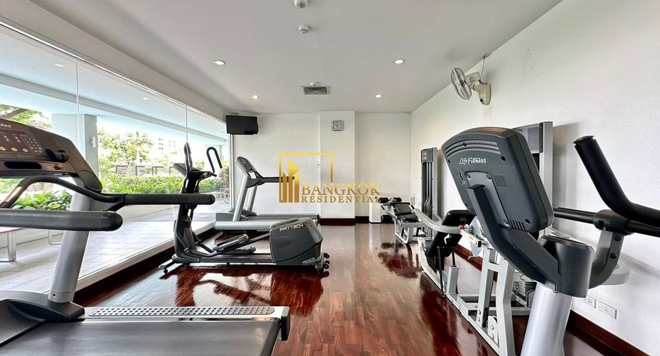 For rent 2 ベッドルーム condo in Yan Nawa, Bangkok