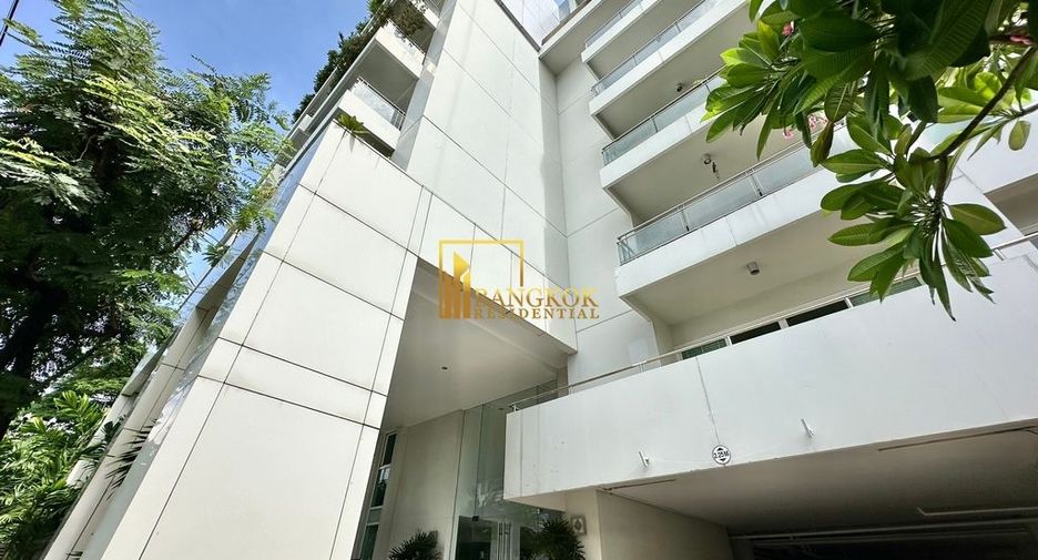 For rent 2 ベッドルーム condo in Yan Nawa, Bangkok