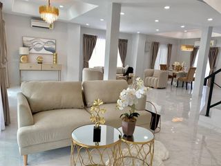 For sale 5 bed villa in Pratumnak, Pattaya