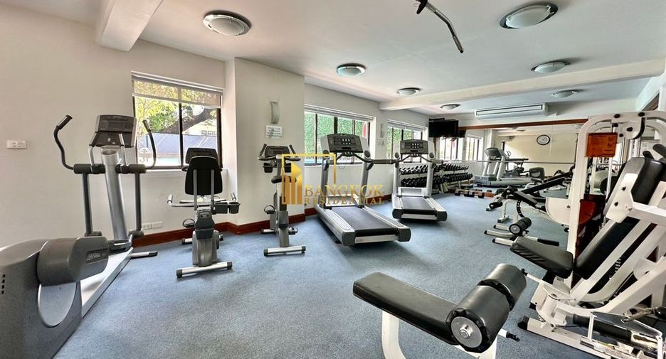 For rent 4 ベッドルーム apartment in Sathon, Bangkok