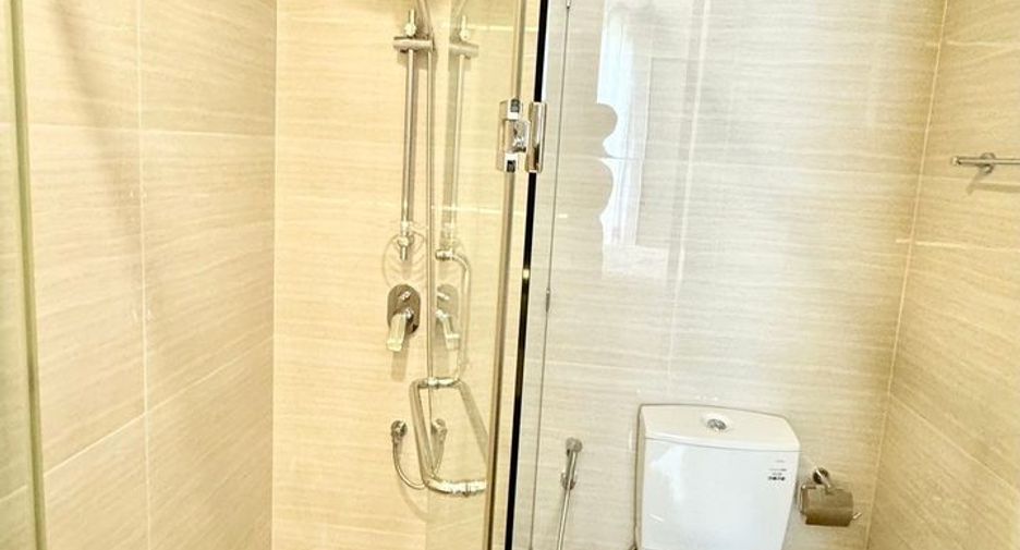 For rent and for sale 3 bedrooms condo in Watthana, Bangkok