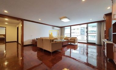 For rent 3 bedrooms apartment in Khlong Toei, Bangkok