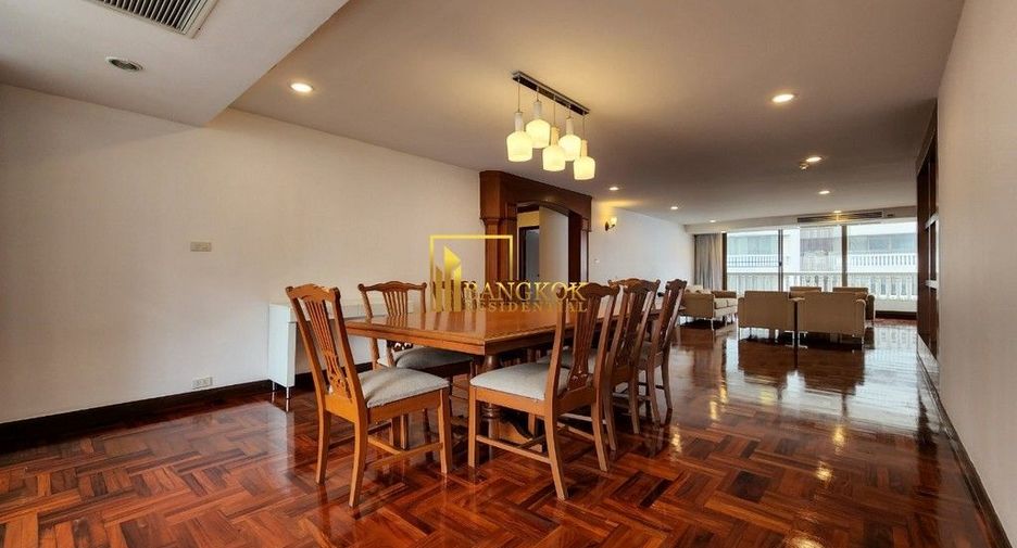 For rent 4 bedrooms apartment in Khlong Toei, Bangkok
