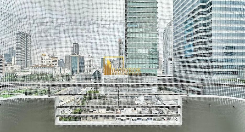 For rent 2 bedrooms condo in Sathon, Bangkok