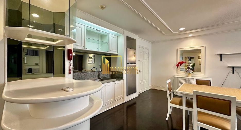 For rent 2 bedrooms condo in Sathon, Bangkok