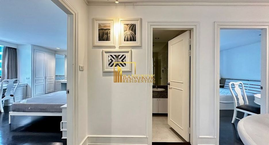For rent 2 bedrooms condo in Sathon, Bangkok