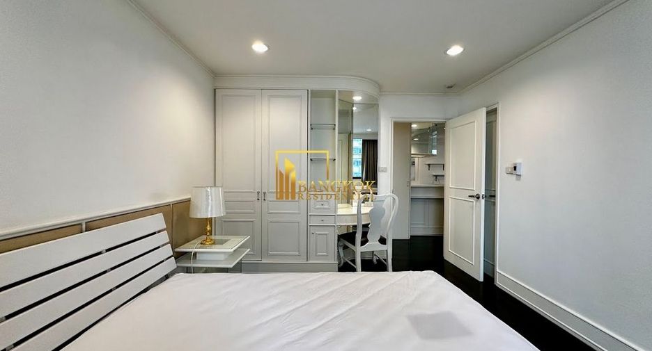 For rent 2 bedrooms condo in Sathon, Bangkok