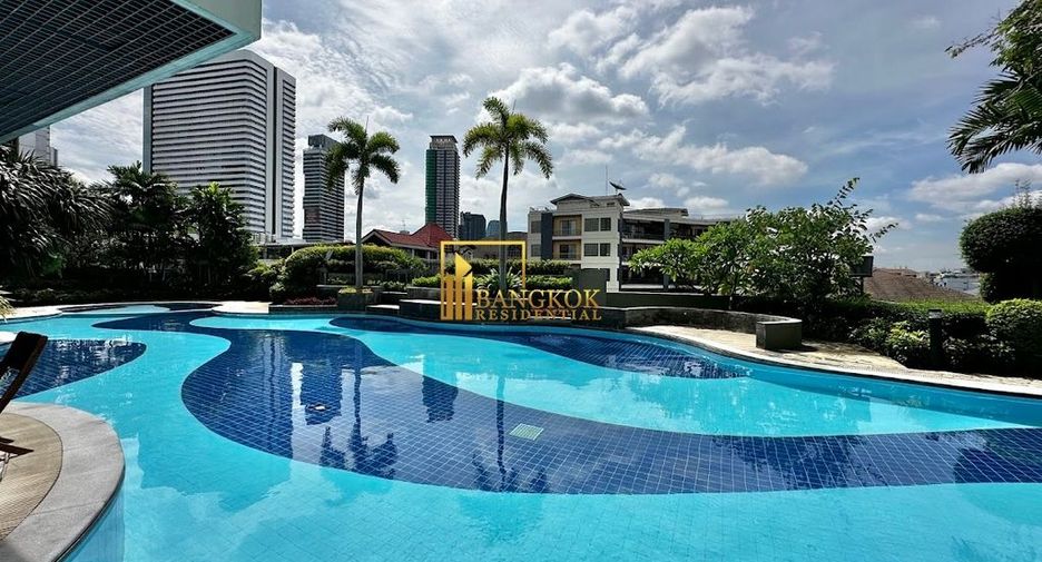 For rent 2 bedrooms condo in Sathon, Bangkok