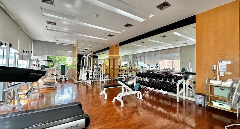 For rent 2 bedrooms condo in Sathon, Bangkok