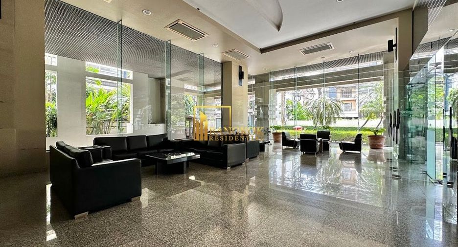 For rent 2 bedrooms condo in Sathon, Bangkok