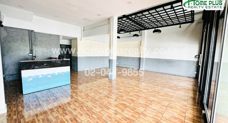 For rent and for sale 8 bedrooms retail Space in Khlong Sam Wa, Bangkok