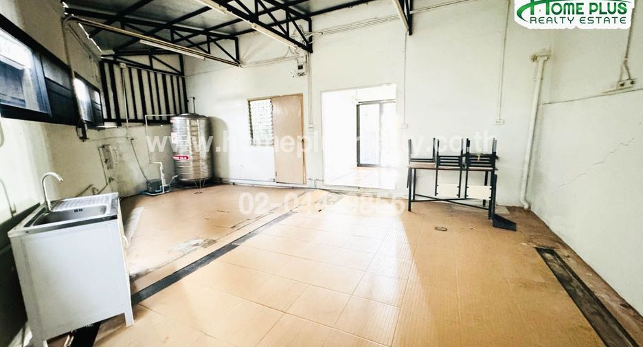 For rent and for sale 8 bedrooms retail Space in Khlong Sam Wa, Bangkok