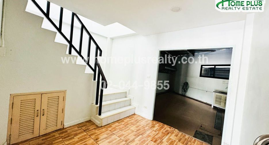 For rent and for sale 8 bedrooms retail Space in Khlong Sam Wa, Bangkok