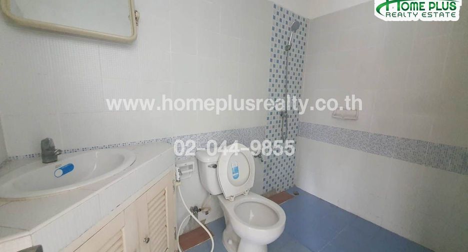 For rent and for sale 8 bedrooms retail Space in Khlong Sam Wa, Bangkok