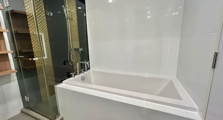 Wohnung zur Miete mit 1 Zimmer in Si Racha, Chonburi