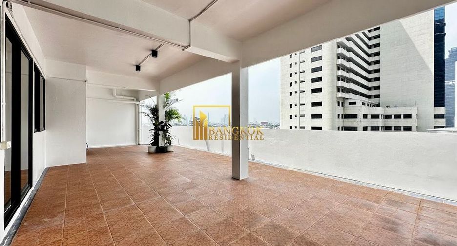 For rent 2 bedrooms apartment in Sathon, Bangkok