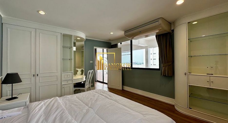 For rent 2 bedrooms apartment in Sathon, Bangkok