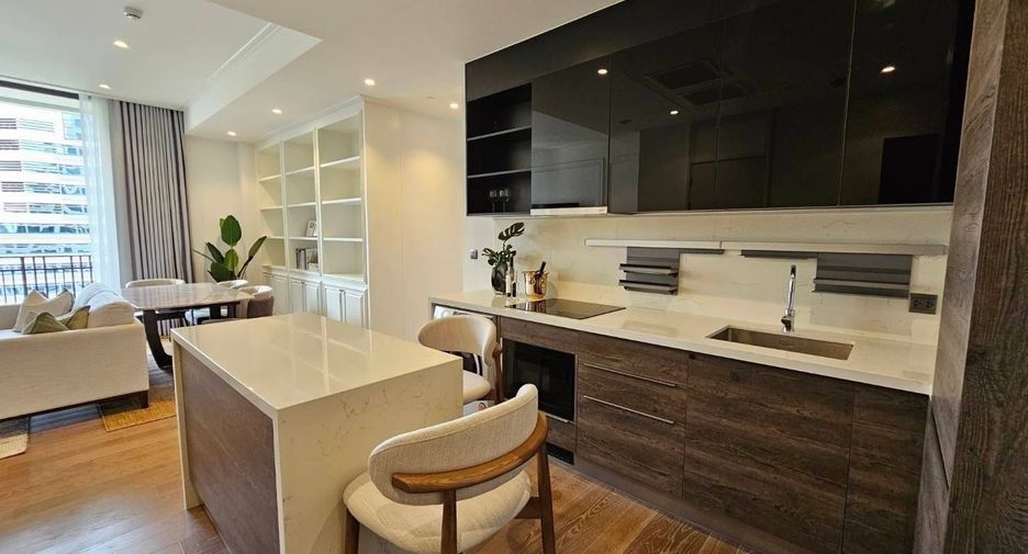 For rent 2 bedrooms condo in Pathum Wan, Bangkok