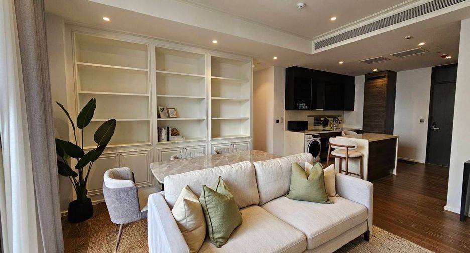For rent 2 bedrooms condo in Pathum Wan, Bangkok