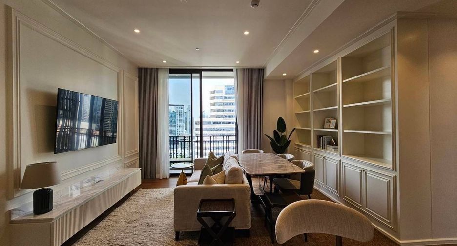 For rent 2 bedrooms condo in Pathum Wan, Bangkok