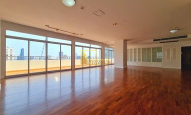 For rent 3 ベッドルーム apartment in Khlong Toei, Bangkok