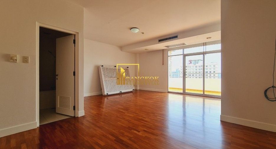 For rent 3 ベッドルーム apartment in Khlong Toei, Bangkok