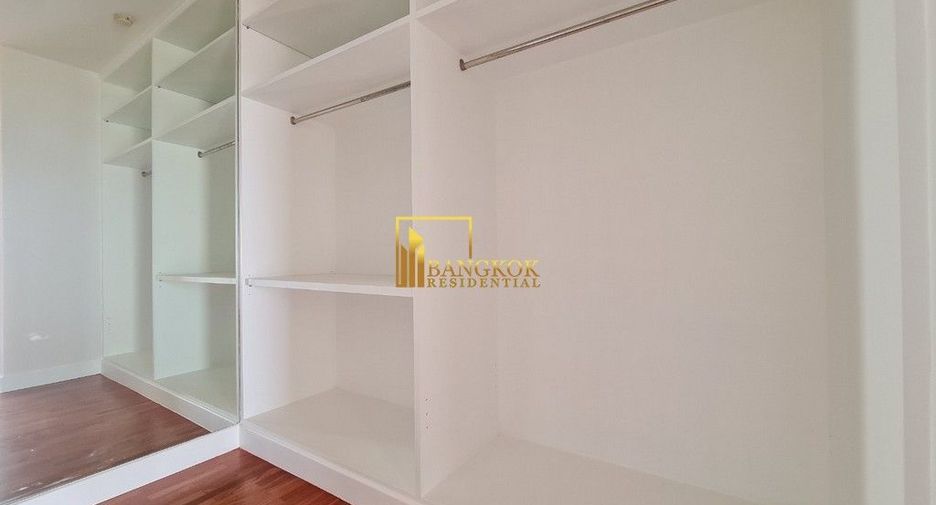 For rent 3 ベッドルーム apartment in Khlong Toei, Bangkok