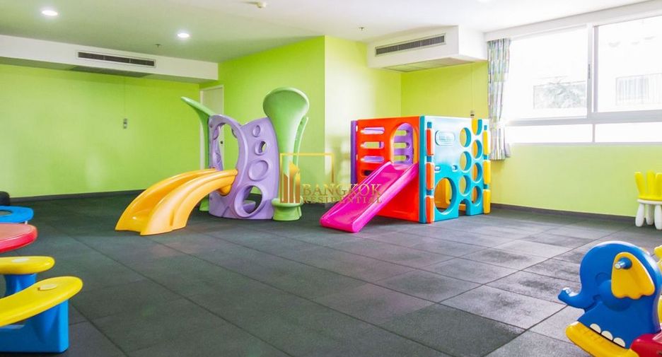 For rent 3 ベッドルーム apartment in Khlong Toei, Bangkok