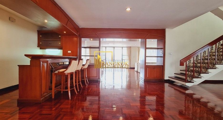 For rent 4 bedrooms apartment in Khlong Toei, Bangkok