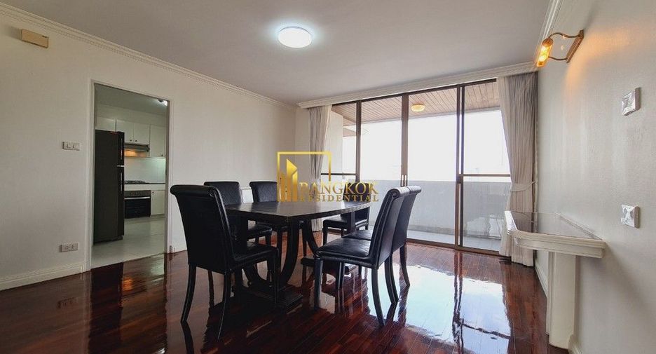 Condo en alquiler de 3 habitaciones en Watthana, Bangkok