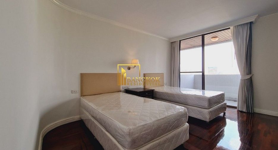 Condo en alquiler de 3 habitaciones en Watthana, Bangkok