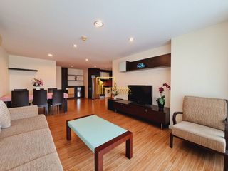 Condo en alquiler de 2 habitaciones en Pathum Wan, Bangkok