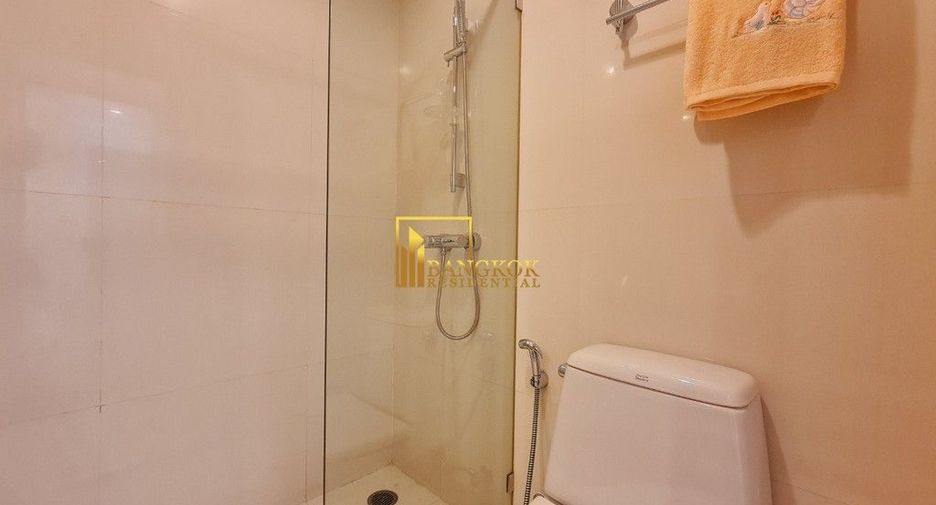 For rent 2 bedrooms condo in Pathum Wan, Bangkok