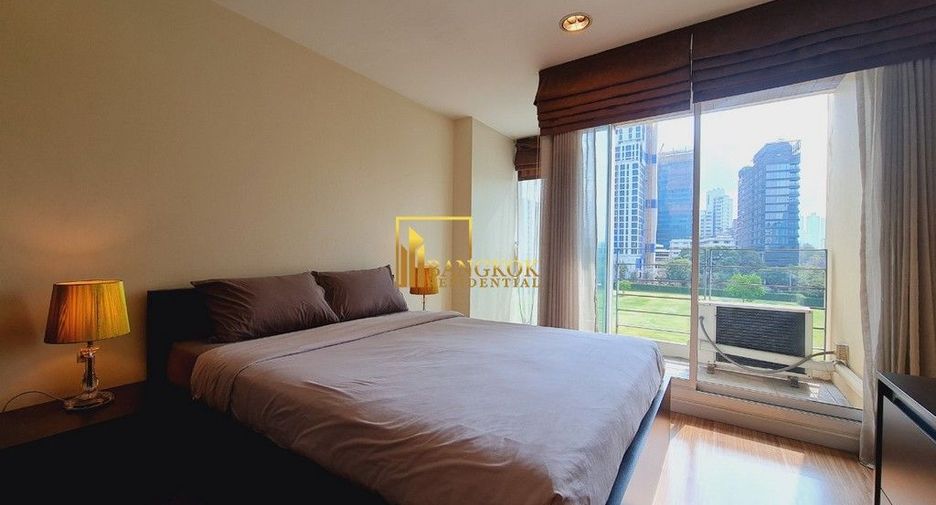 For rent 2 bedrooms condo in Pathum Wan, Bangkok