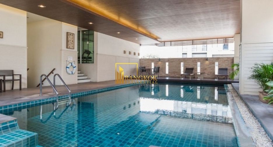 For rent 2 bedrooms condo in Pathum Wan, Bangkok