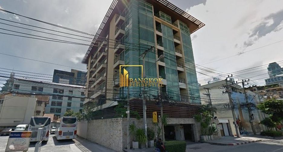 For rent 2 bedrooms condo in Pathum Wan, Bangkok