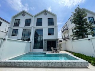 For sale 4 bedrooms villa in Mueang Chiang Mai, Chiang Mai