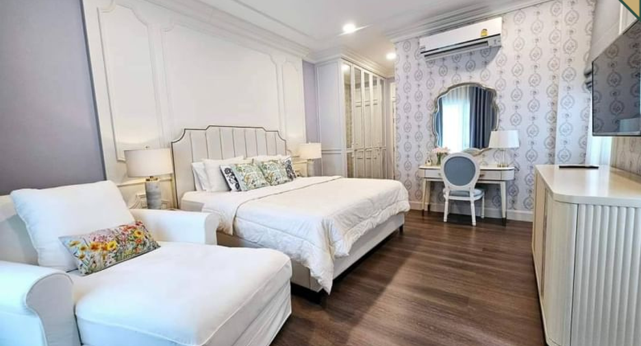 À vendre 5 chambres maison à Saphan Sung, Bangkok
