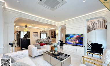 For sale 4 bedrooms house in Taling Chan, Bangkok