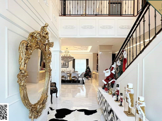 Haus zum Kauf mit 4 Zimmer in Taling Chan, Bangkok