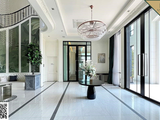 Haus zum Kauf mit 4 Zimmer in Taling Chan, Bangkok