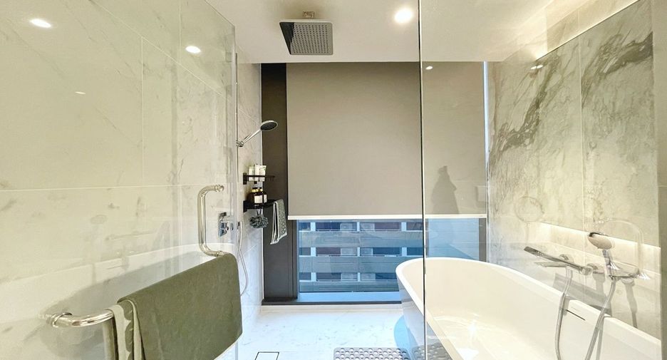 For sale 1 bed condo in Pathum Wan, Bangkok