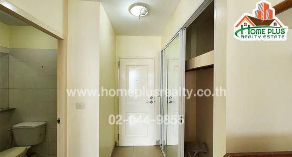 For sale 1 bed condo in Huai Khwang, Bangkok