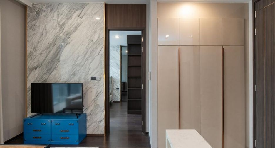 For rent and for sale 1 bed condo in Khlong Toei, Bangkok