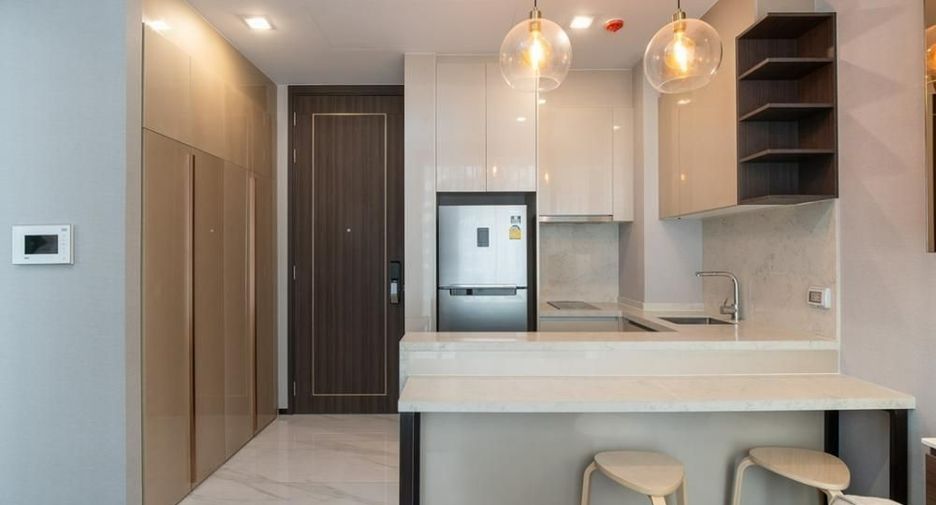 For rent and for sale 1 bed condo in Khlong Toei, Bangkok