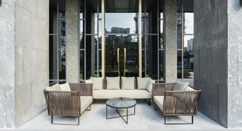 For rent and for sale 1 bed condo in Khlong Toei, Bangkok